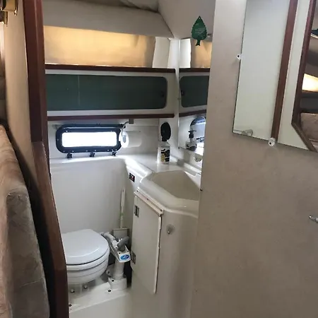 Millenium Motor Boat Botel