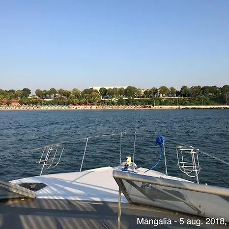 Millenium Motor Boat * Mangalia